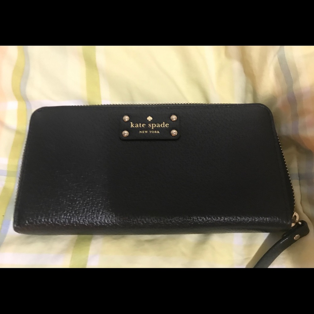 Black Kate Spade ♠️ wallet